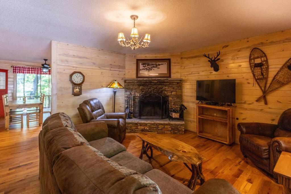 Pet Friendly Luxury Cabin Near Helen With Fire Pit Cleveland Esterno foto