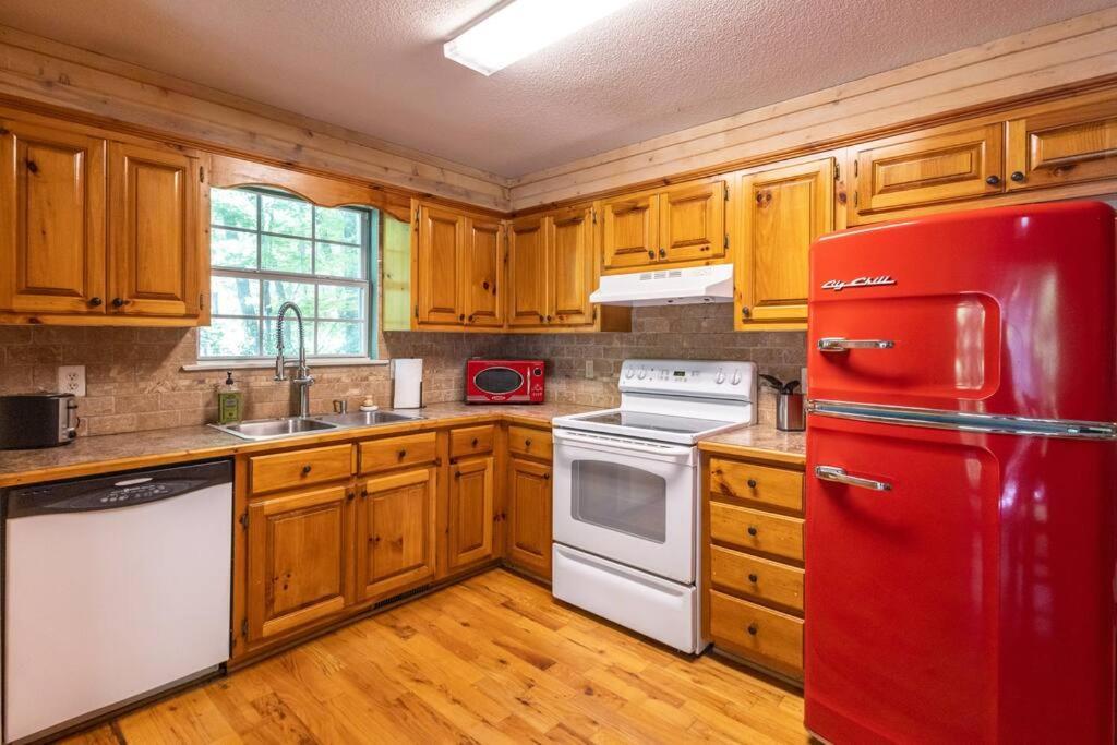 Pet Friendly Luxury Cabin Near Helen With Fire Pit Cleveland Esterno foto