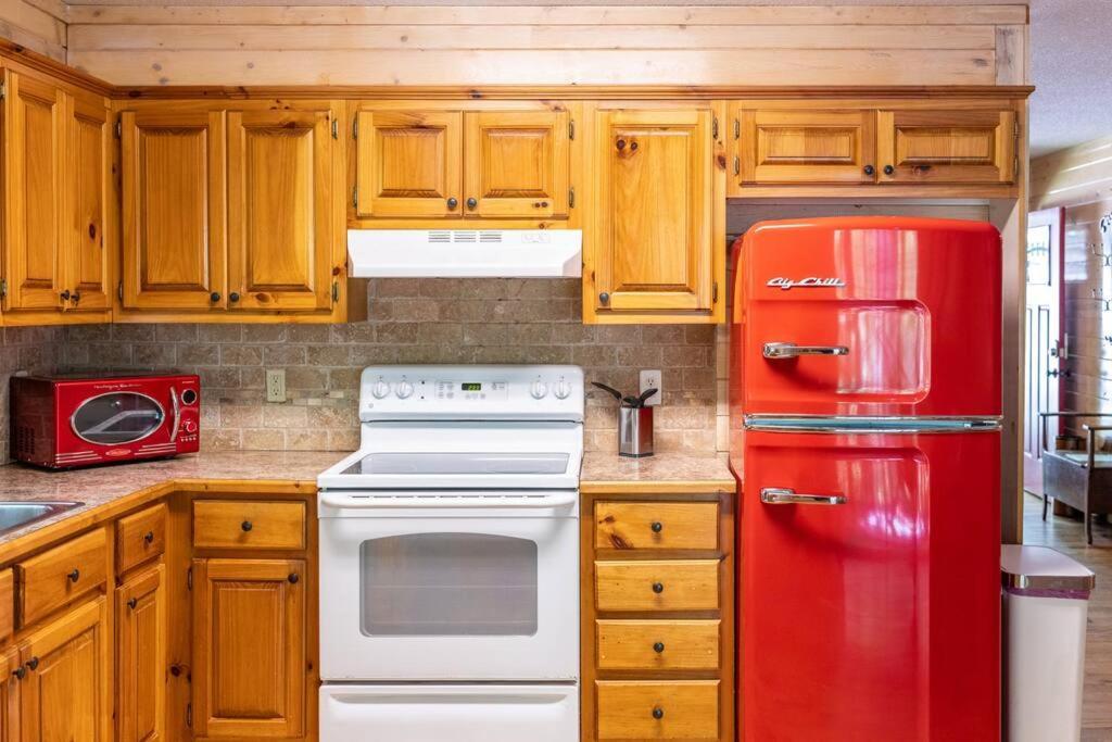 Pet Friendly Luxury Cabin Near Helen With Fire Pit Cleveland Esterno foto